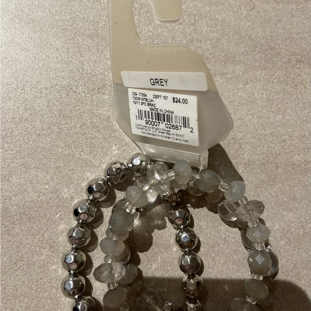 Bracelets - Picture 3 of 3